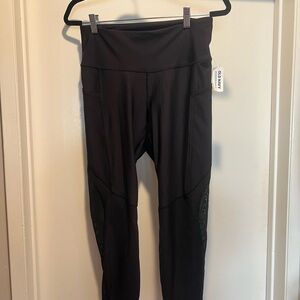 NWT Old Navy Black High-Rise Go-Dry Workout Leggings